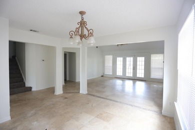 Welcome to your dream home in the heart of Destin! This - photo 14