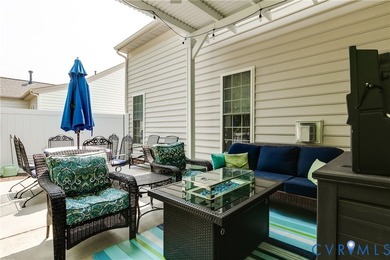 Absolutely stunning all-brick home in the sought-after Cottages - photo 16