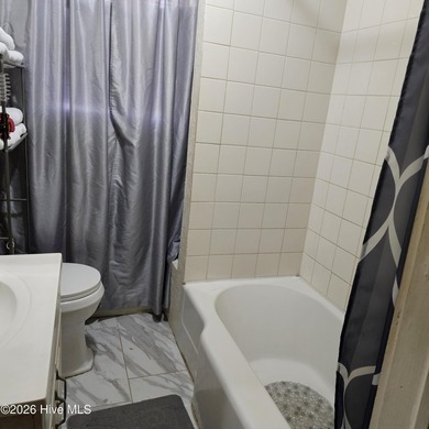 Investor opportunity in the heart of Elizabeth City! This - photo 6