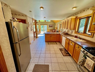 Discover this charming 2 bedroom, 2 bath chalet overlooking the - photo 11