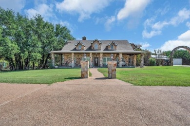 (private lake, pond, creek) Home For Sale in Waco Texas