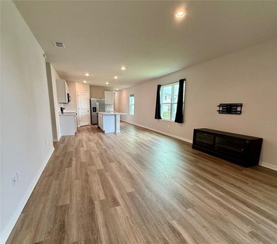 MOVE-IN-READY! This BRAND NEW construction home in 2025 features - photo 12