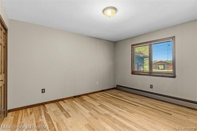 Hidden and tucked away, this is one of those properties that - photo 13