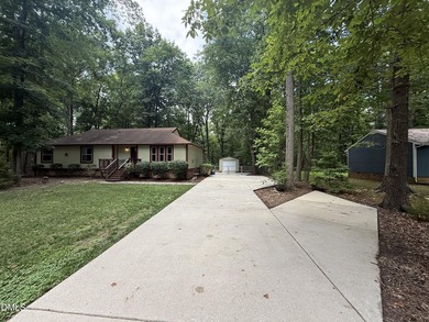 Opportunity awaits! This 3-bedroom, 2-bath home offers - photo 4