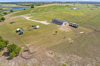(private lake, pond, creek) Home For Sale in Penelope Texas