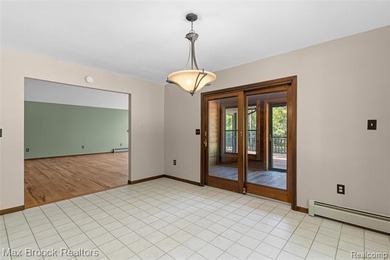 Hidden and tucked away, this is one of those properties that - photo 25