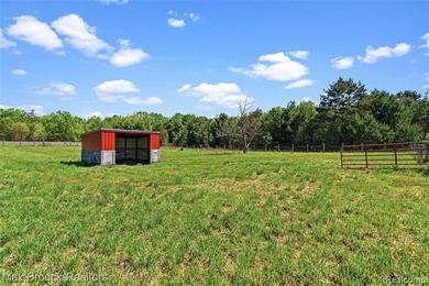 Hidden and tucked away, this is one of those properties that - photo 43