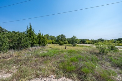 Inside the Fort Worth loop, 6952 Cahoba Drive is a 2.3- acre - photo 3