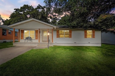 Lake Waco Home For Sale in Waco Texas