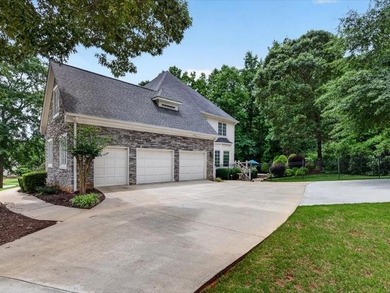 Stunning showplace nestled in one of North Peachtree City's most - photo 8