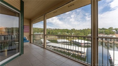 Discover lake living at its best with this beautifully updated 3 - photo 12