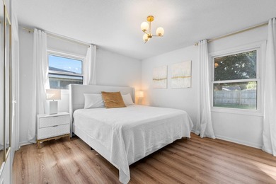 Back on market AT NO FAULT OF THE SELLER! Completely remodeled - photo 21