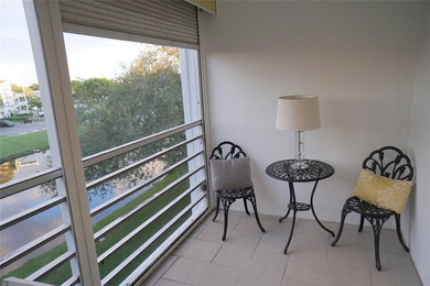 This Penthouse 1 bedrum, 1.5 bath w/ beautiful water view is - photo 22