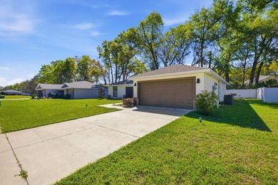 NOT in a 55+ Community. Home Warranty and Transferable - photo 3
