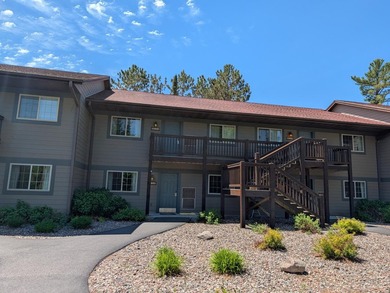 Stunning 3-Bedroom Condo with Breathtaking Lake Views of the - photo 24