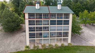Discover lake living at its best with this beautifully updated 3 - photo 28