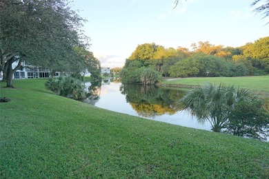 This Penthouse 1 bedrum, 1.5 bath w/ beautiful water view is - photo 30