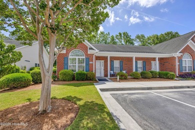 Enjoy easy living in this beautifully maintained home in - photo 3