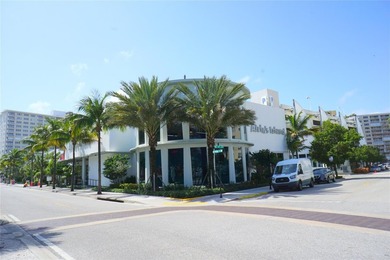 This Penthouse 1 bedrum, 1.5 bath w/ beautiful water view is - photo 37