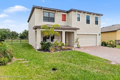 Waterfront luxury meets everyday comfort in this timeless, 5 - photo 2