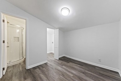 Fully renovated and move-in ready! This 4-bedroom, 2-bath home - photo 15
