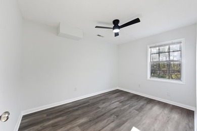 Fully renovated and move-in ready! This 4-bedroom, 2-bath home - photo 20