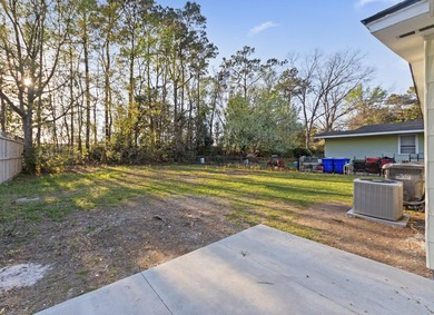 Fully renovated and move-in ready! This 4-bedroom, 2-bath home - photo 27