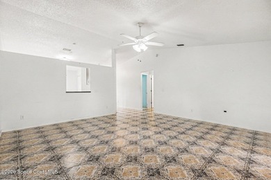 Nice 3 bedroom 2 bath 2 car garage with a bonus room & a Large - photo 10