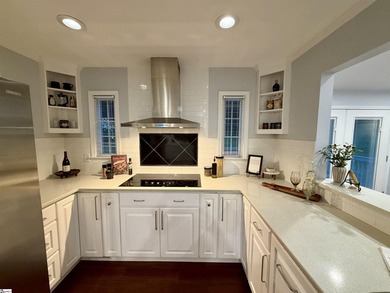 Welcome home to this beautifully maintained 3-bedroom, 2-bath - photo 14