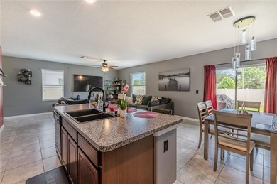 Welcome to this stunning 4 bedroom, 2 1/2 bathroom home with a - photo 15