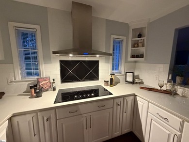 Welcome home to this beautifully maintained 3-bedroom, 2-bath - photo 16