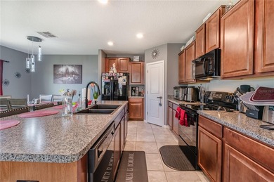 Welcome to this stunning 4 bedroom, 2 1/2 bathroom home with a - photo 16