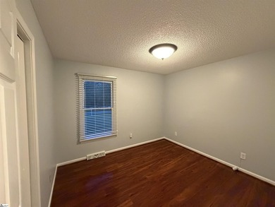 Welcome home to this beautifully maintained 3-bedroom, 2-bath - photo 18