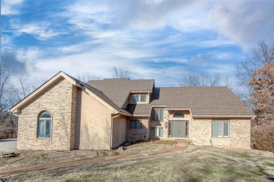 Lake Home Sale Pending in Edwardsville, Illinois