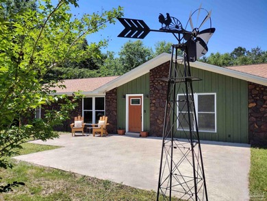 Blackwater River Home For Sale in Milton Florida