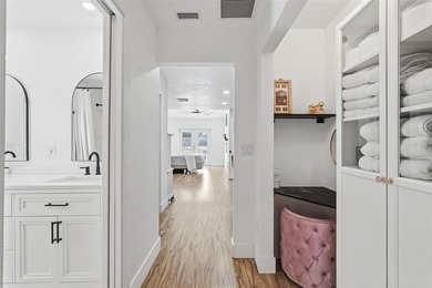 Under contract-accepting backup offers. Welcome to an - photo 22