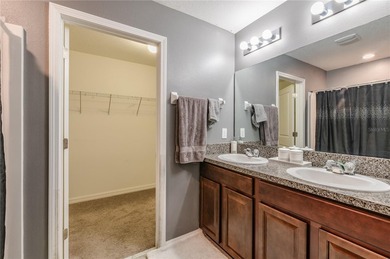 Welcome to this stunning 4 bedroom, 2 1/2 bathroom home with a - photo 23