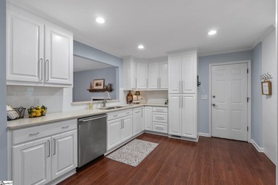 Welcome home to this beautifully maintained 3-bedroom, 2-bath - photo 24