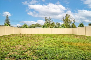 Welcome to this stunning 4 bedroom, 2 1/2 bathroom home with a - photo 31