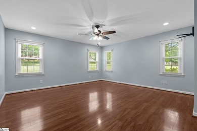 Welcome home to this beautifully maintained 3-bedroom, 2-bath - photo 34