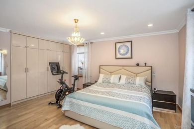 True 2 bed 2 bath unit, 1200 square feet with Dining room - photo 15