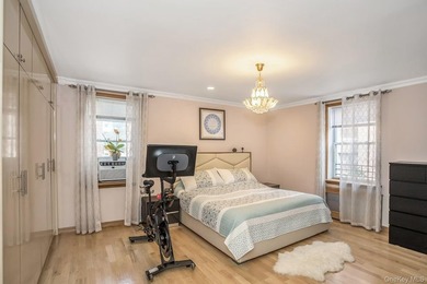 True 2 bed 2 bath unit, 1200 square feet with Dining room - photo 16