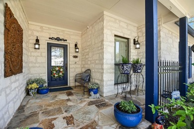 Tucked into the quiet charm of Horseshoe Bay Proper, 101 Western - photo 3