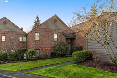 (private lake, pond, coastal) Condo For Sale in Portland Oregon