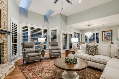 Tucked into the heart of Horseshoe Bay, this beautifully updated - photo 7