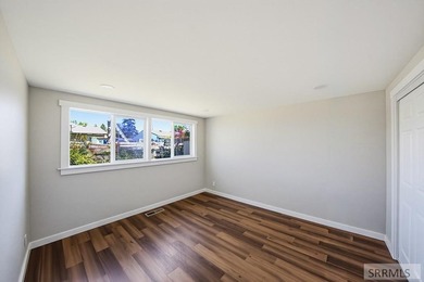 Welcome to 1139 Garfield St, Idaho Falls, ID 83401-a beautifully - photo 11