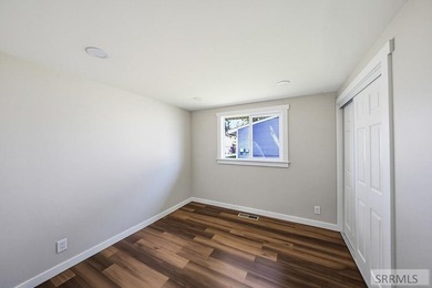 Welcome to 1139 Garfield St, Idaho Falls, ID 83401-a beautifully - photo 14