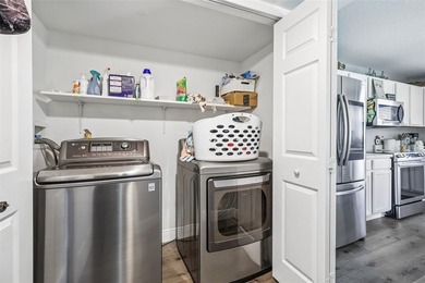 Spacious 6-bedroom, 4.5-bath lakefront home located in the - photo 19