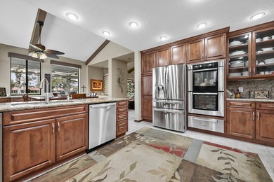 Custom golf course home on one of the best streets in Bermuda - photo 20