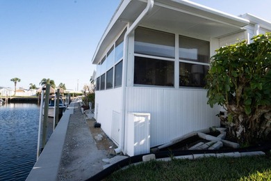 DIRECT ACCESS TO THE GULF OF AMERICA WITH PRIVATE BOAT SLIPS AND - photo 6
